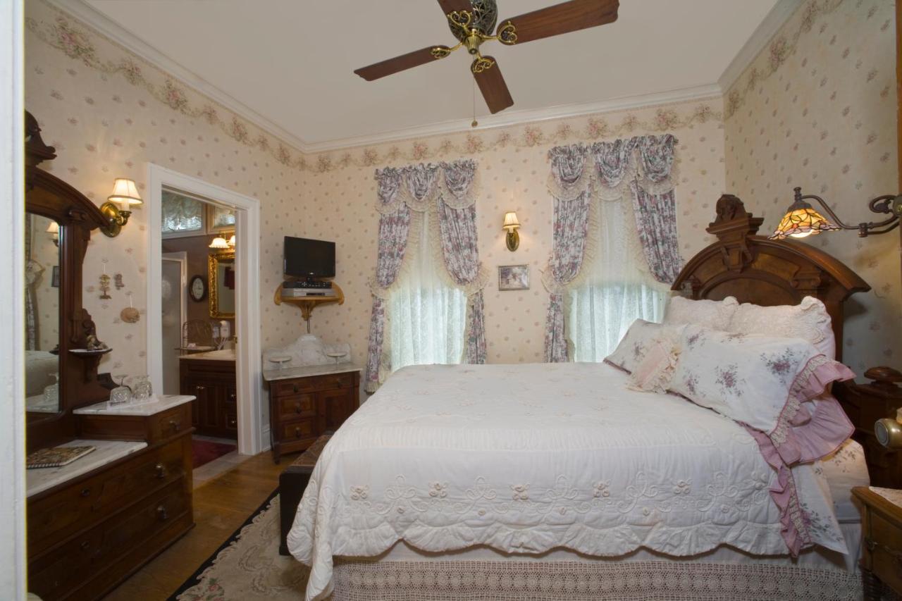 Port City Victorian Inn Muskegon Extérieur photo