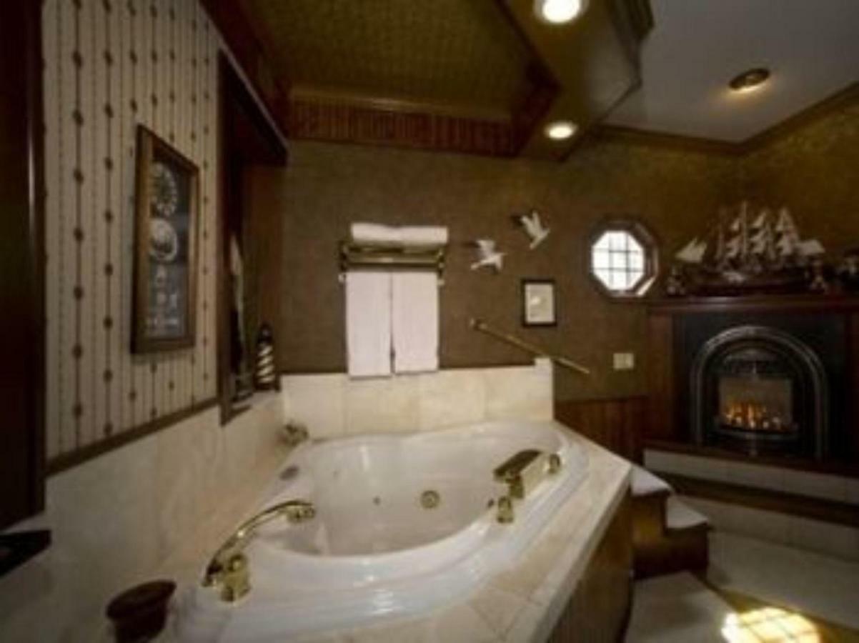 Port City Victorian Inn Muskegon Extérieur photo