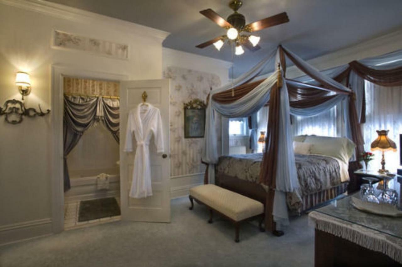Port City Victorian Inn Muskegon Chambre photo