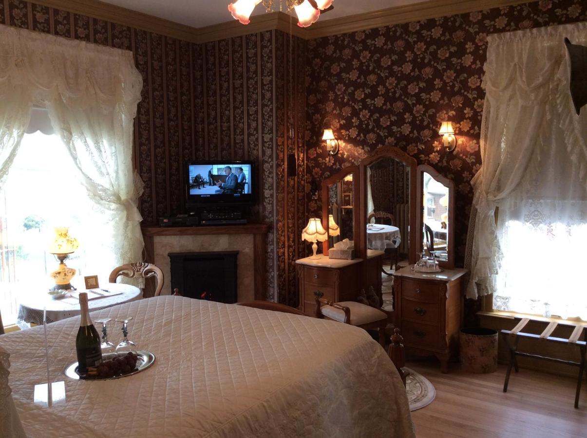 Port City Victorian Inn Muskegon Extérieur photo